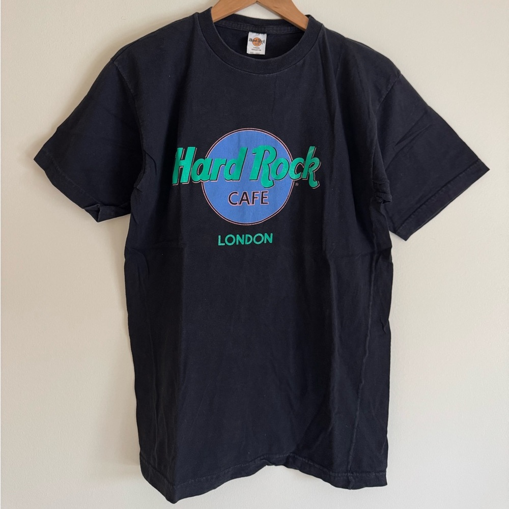 Hard Rock Café - London
Vintage Hard Rock Cafe T-Shirt